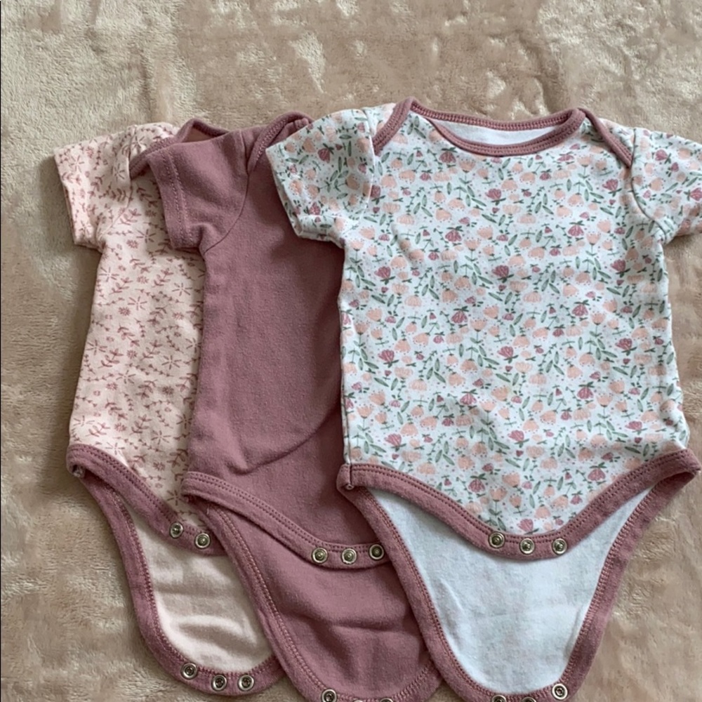 Kyle&Deena 3 Set Bodysuits 3 for $20